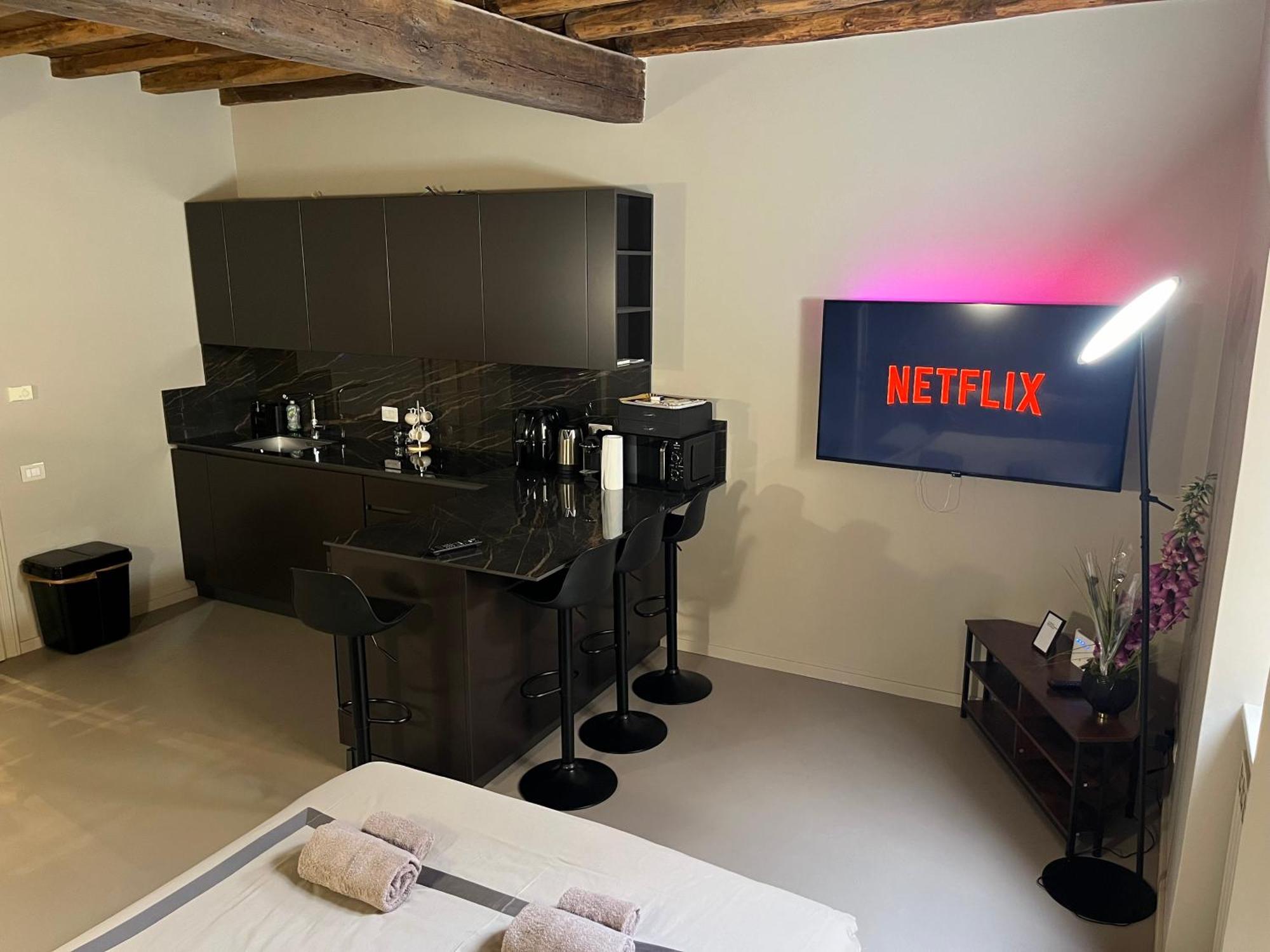 Apartment Maison Chic Spagna Two *